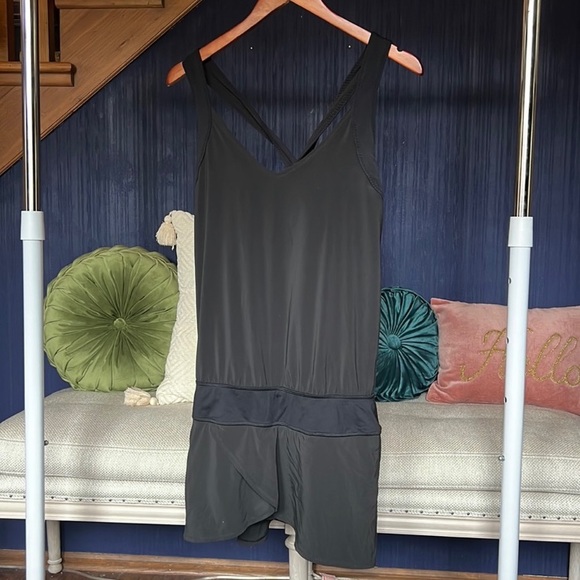❤️ Lululemon Romper Run For Your Money With Pockets Black 10 Retail $150 - Picture 3 of 8